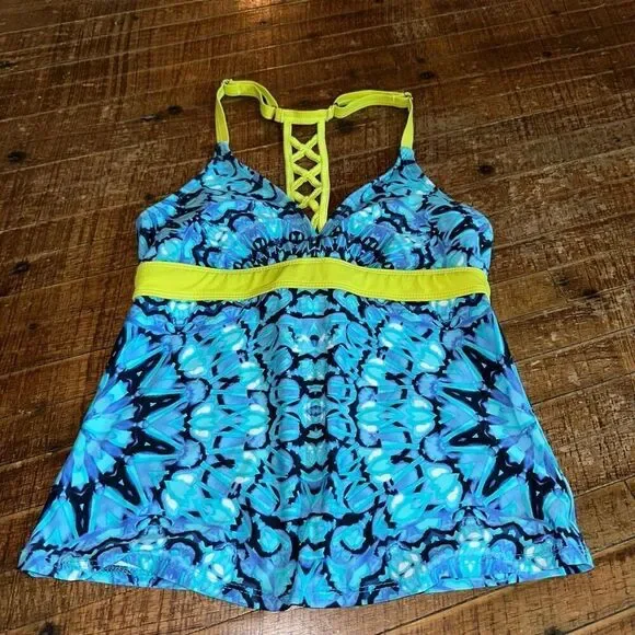 Title Nine blue strappy sporty XS swim padded tankini top