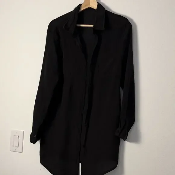 BSUBSEACH Black Solid Woven Collared Button-Up Long Sleeve Rayon Blouse One Size