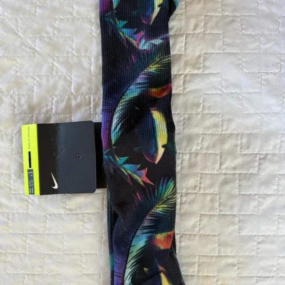 Nike Elite Crew Socks Men L Multicolor NWT Tropical Palm Leaf Print SX5688-900‎