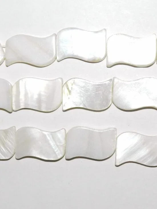 Natural White 20mm Flat Rectangle Wave Mother of Pearl Shell Bead 15