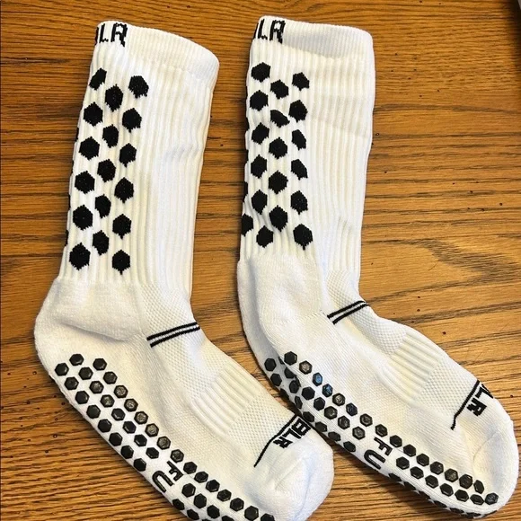 Mens No Slip Cleat Socks