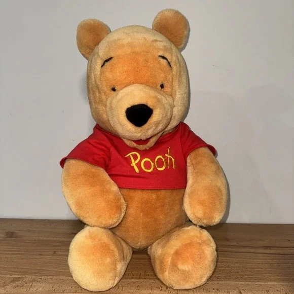 VTG Walt Disney Company Winnie the Pooh Bear 20