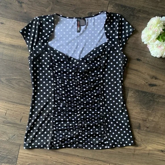 Retro Chic Torrid rockabilly ruched polka dot blouse 0