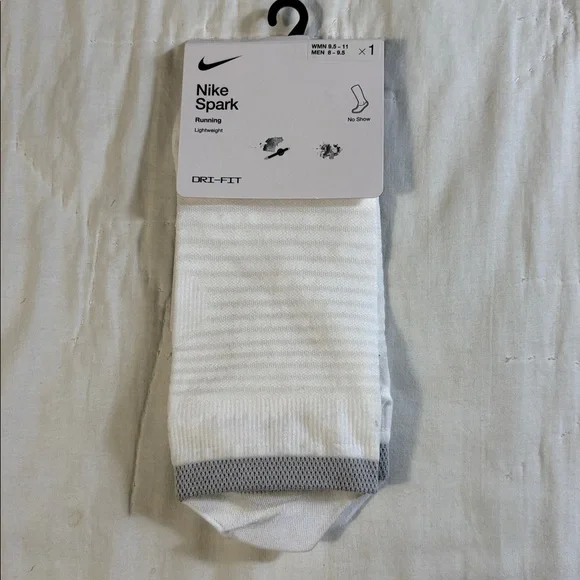 Nike Spark Lightweight No-Show‎ Running Dri-FIT Socks Men's 8-9.5 NWT
