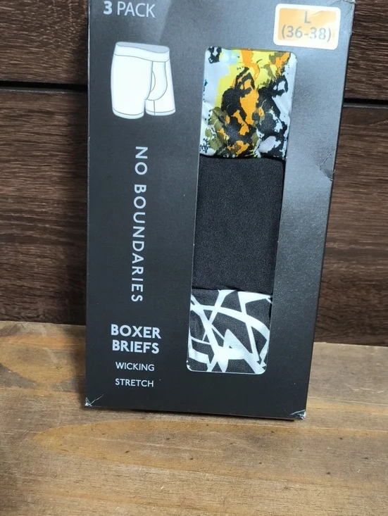 No Boundaries Men’s 3-Pack Boxer Briefs - Black, Yellow, White
