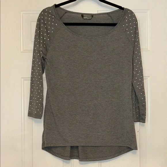 Wallflower Studded Long Sleeve Top Gray Silver M Casual Pullover Glam