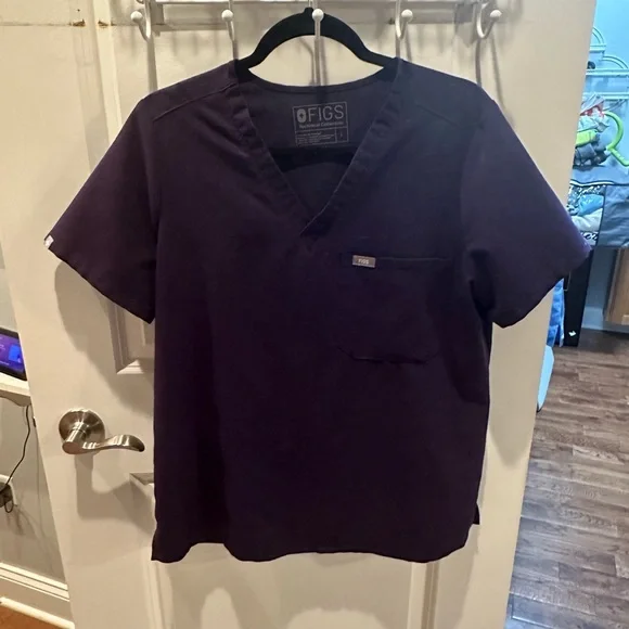 EUC Sz L Figs scrub top