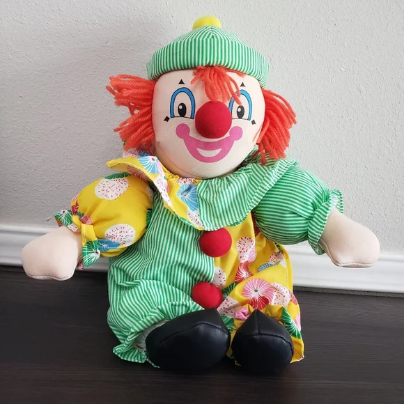 Vintage Sugar Loaf Toys Clown 14
