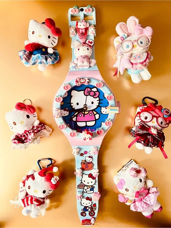 Hello Kitty Wall watch
