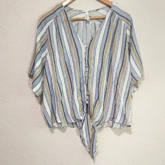 Live 4 Truth Striped V-Neck Top Navy, Tan, White Button-Down Tie Waist Size 3X