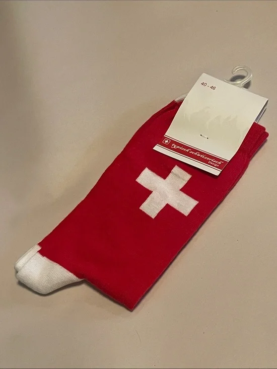 NWT Typisch Schweizerisch Swiss Flag Crew Socks Made In Italy Sz 40-46