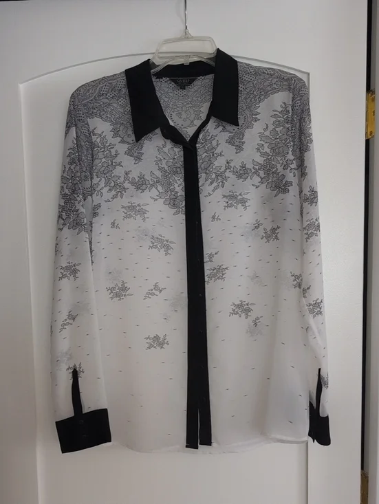 Guess Los Angeles Black & White Floral Sheer Button-Front Blouse