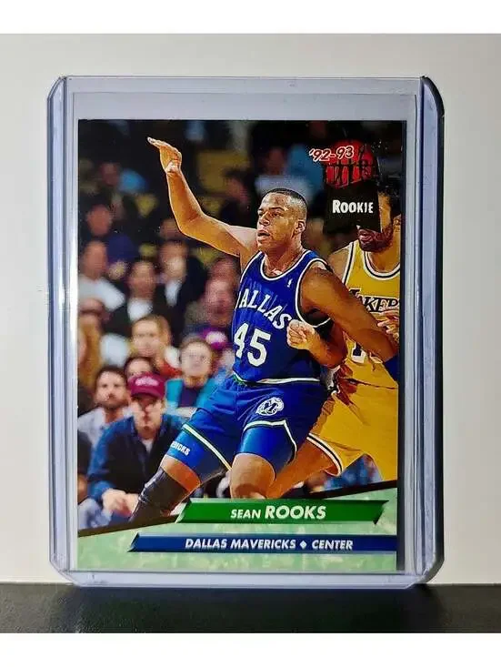 Sean Rooks Rookie 1992-93 Fleer Ultra NBA #249 Card Dallas Mavericks