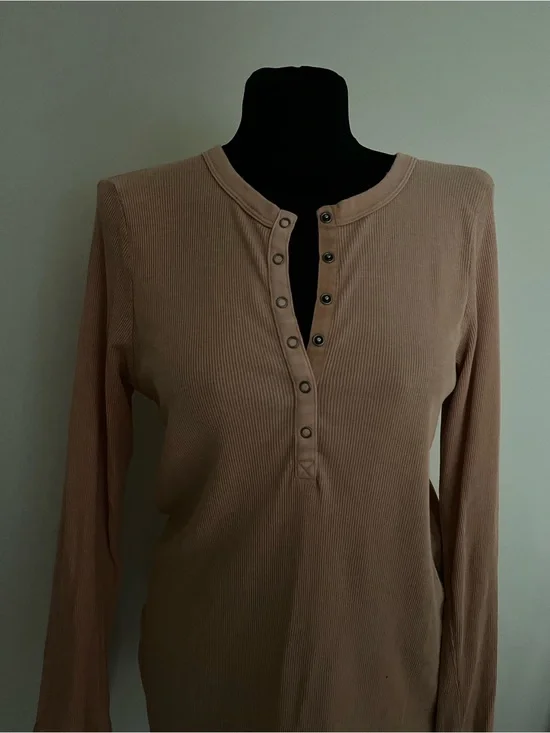 Aerie Long Sleeve Ribbed Henley Top - Taupe