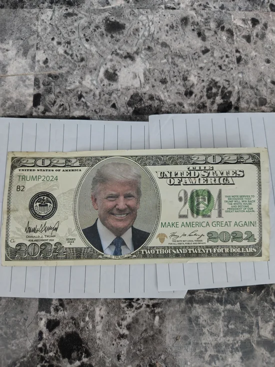 Donald Trump 2024  Campaign Note (Illegal)