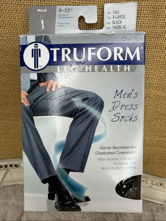 Truform Men's Dress Compression Socks in Black