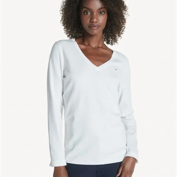 TOMMY HILFIGER Essential Solid V-NECK Sweater, white