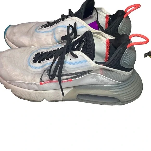 Nike Air Max 2090 Pure Platinum CT7695-100 Men's Size 11 EUC