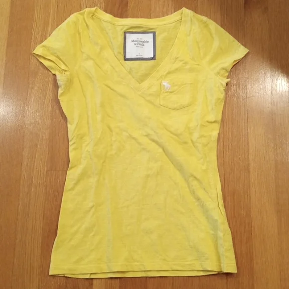 NWOT Y2K Abercrombie and Fitch Yellow Women's Top Small