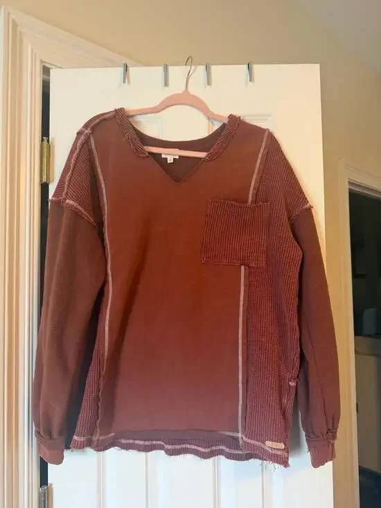 BKE Women's Patchwork Waffle Knit Long Sleeve V-Neck Top with Chest Pocket