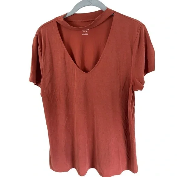 Womens Mossimo Rust colored Modal short sleeve shirt‎ - L
