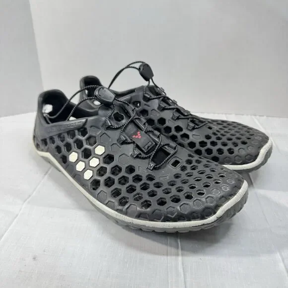 VivoBarefoot Men's Ultra III Water Shoes Size 45 Black Beach Fishing Slip On