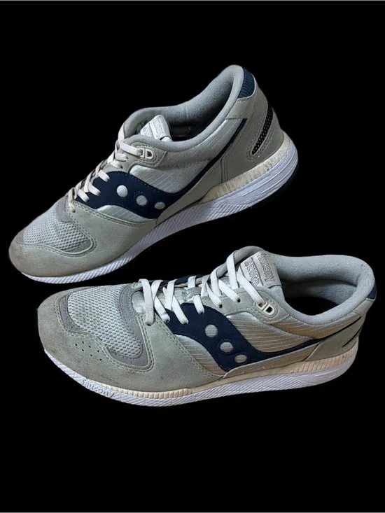 Saucony AZURA ST Sea Foam Navy Men’s size 11