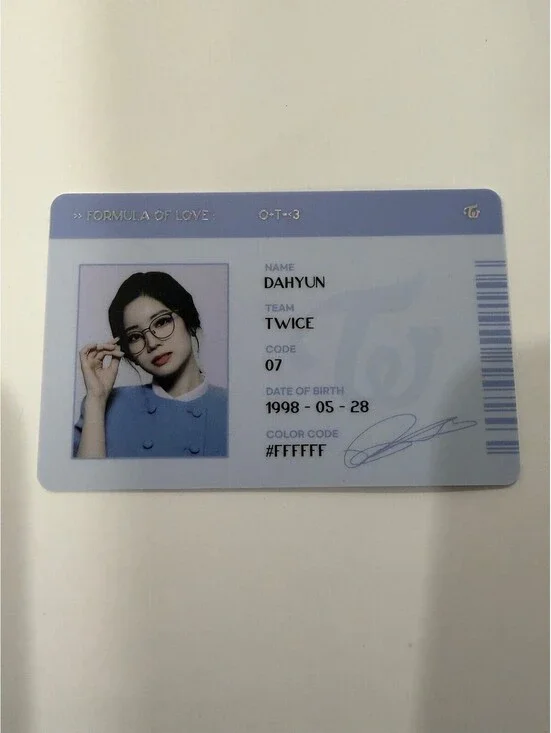 Twice Dahyun FORMULA OF LOVE Inclusion Scientist ID Photocard