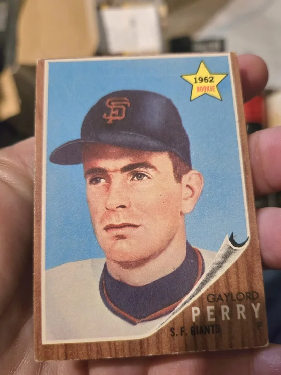 Topps Gaylord Perry 1962 Topps Rookie Card Giants Hof