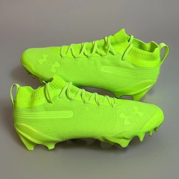 *NEW Men Size 15 Under Armour Spotlight Suede Pro MC Football Cleats Neon Green