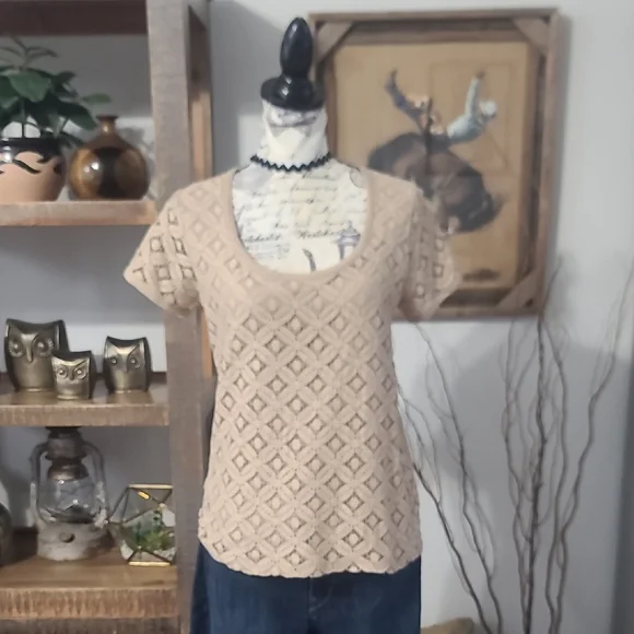 Jones New York Beige Lace Scoop Neck Short Sleeve Top