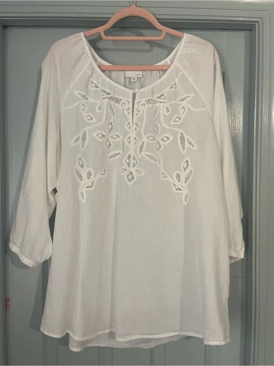 J. Jill White Embroidered Linen Tunic
