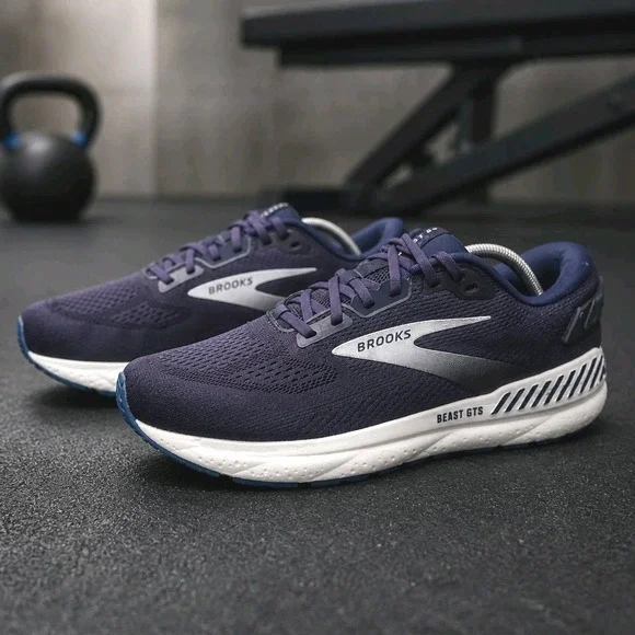 Brooks Mens BEAST GTS 24 Blue White Walking Sneakers Sz 11D