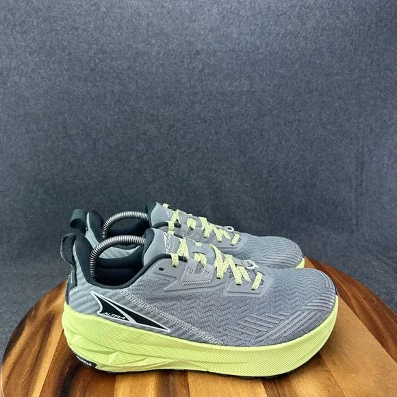 Altra Experience Wild Mens Gray Athletic Road Running Shoes Sz US 9 Worn Once