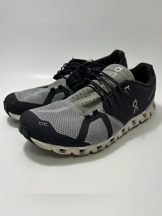 On Cloud 5 Men’s Size 11 Gray Athletic Running Walking Shoes Sneakers Comfort