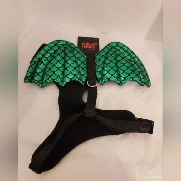 NWT Tails & Noses Dragon Wings Dog Harness in Size XL