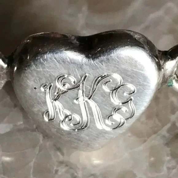 Elegant 925 Sterling silver heart bracelet