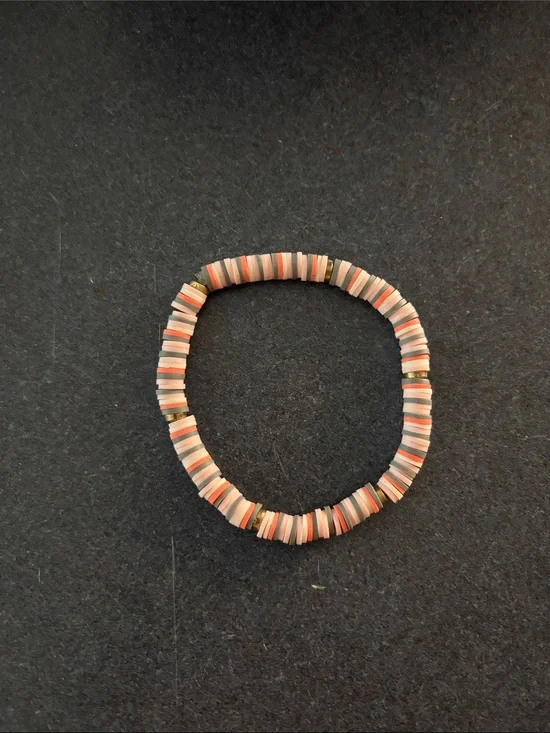 Stretch Disk Bead Bracelet in Coral, Peach, White & Gold