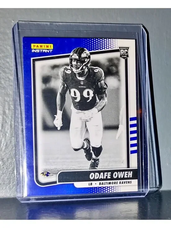 Odafe Oweh 2021 Panini NFL Black and White Rookies #39 Card 1/2728