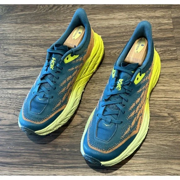 Hoka Speedgoat 5 Cushioned Trail Running Shoes Sneakers Blue Neon Size 9.5 Men's