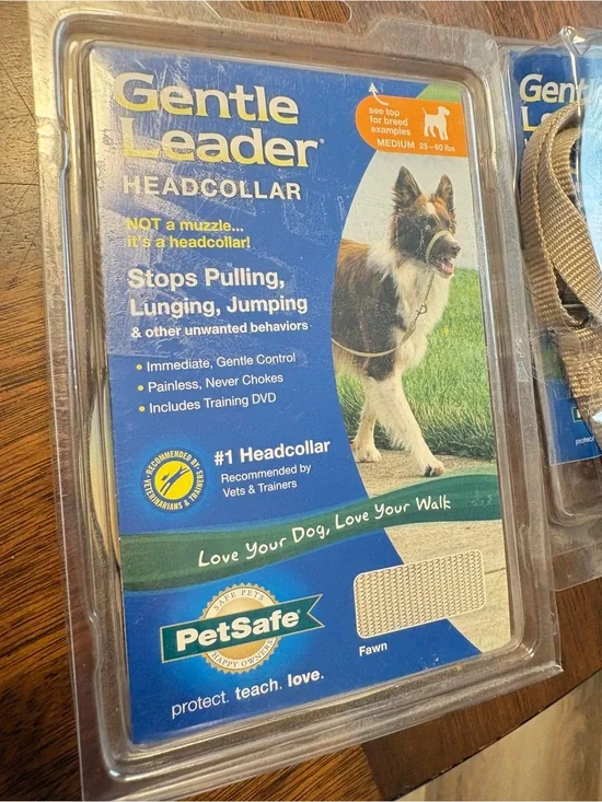 Gentle Leader. NWT. Size M anti pull harness