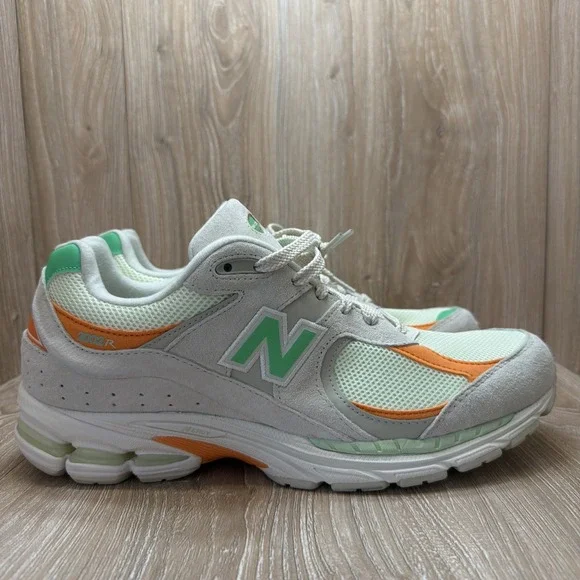 New Balance 2002R Beige Linen Green Apple Sneakers Shoes U2002RZD Men's Size 12