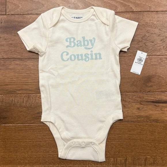 Old Navy Short-Sleeve Baby Bodysuit   - Baby Cousin - Size 12-18 Months