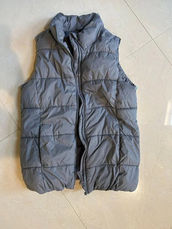 Old Navy Puffer Vest
