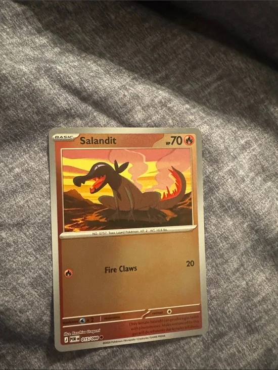 Salandit Pokémon Card - holo