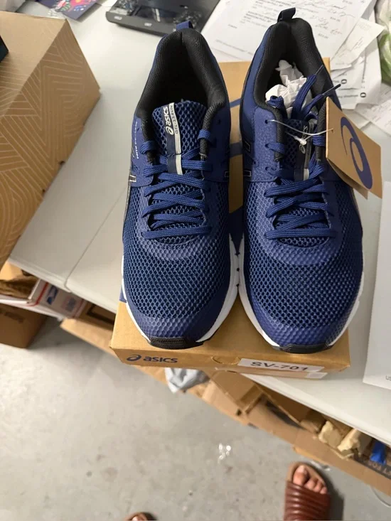 Asics Men's navy gel 33 run size 10 men’s running shoe new inbox 3728