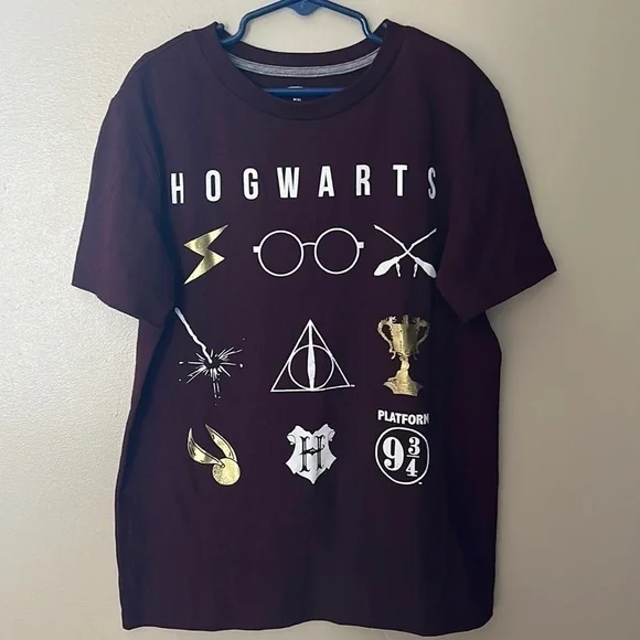 Old Navy‎ Hogwarts Harry Potter Tee | Medium/8