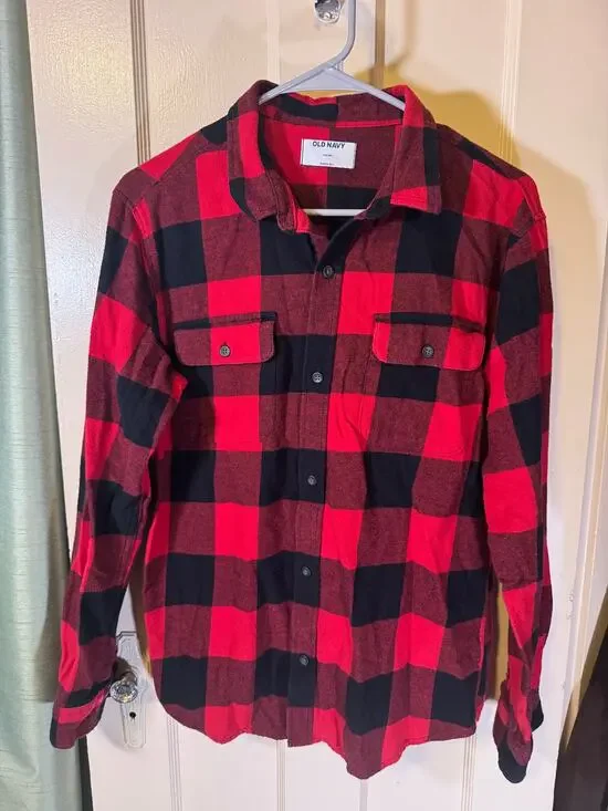 Old Navy Girls XXL 18 Red Black Buffalo Plaid Flannel Button-Up Shirt