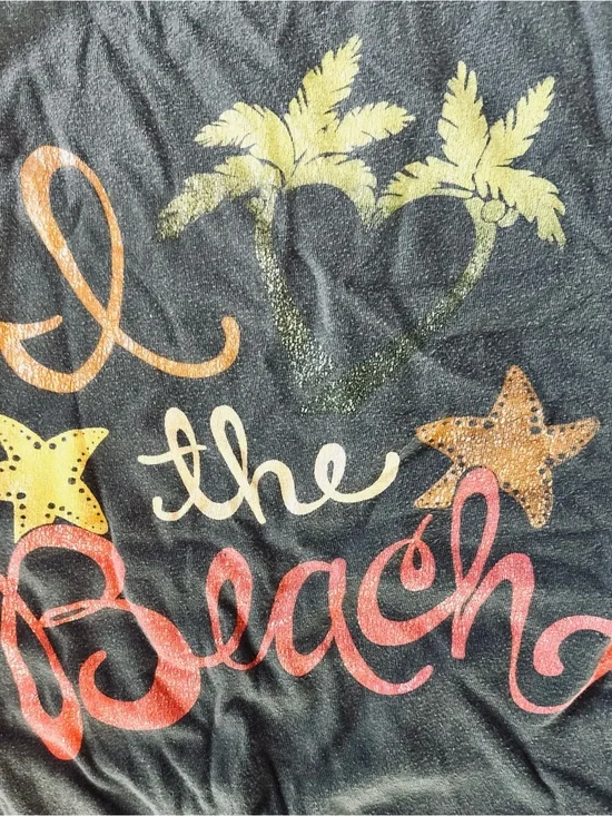 Old Navy 10/12 “I Love the Beach”Graphic Tee with cute Logo