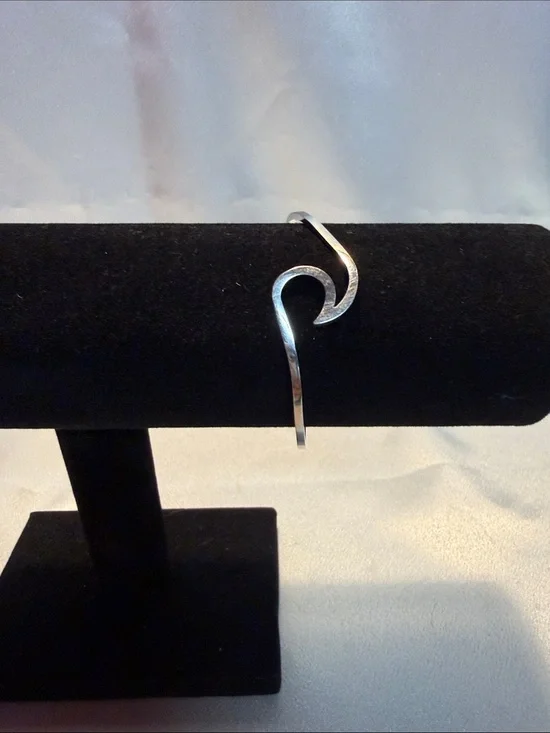 Source Unknown Silver Swirl Open Cuff Bracelet